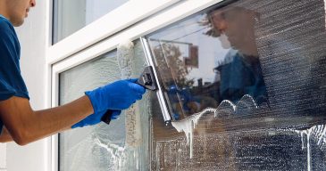 Window Cleaning service adelaide - Bond Back Adelaide